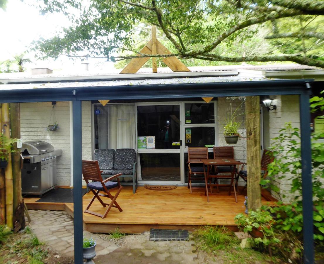 Mount Tutu Eco-Sanctuary Bed & Breakfast Ohauiti Exterior photo